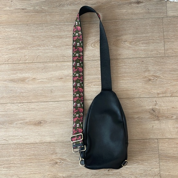 Antik Kraft Black side carry purse - Picture 6 of 12